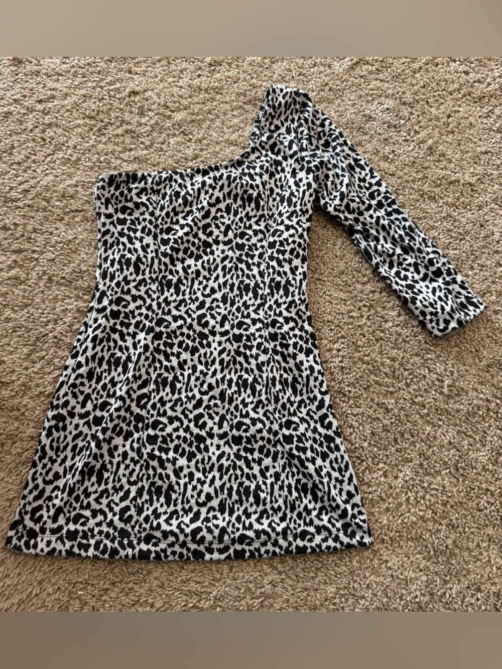 Like New Wore Once Womens One Shoulder Top from Belks Size Small